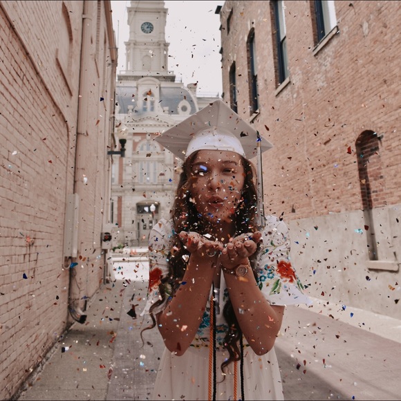 Meet Your Posher! - Picture 6 of 6